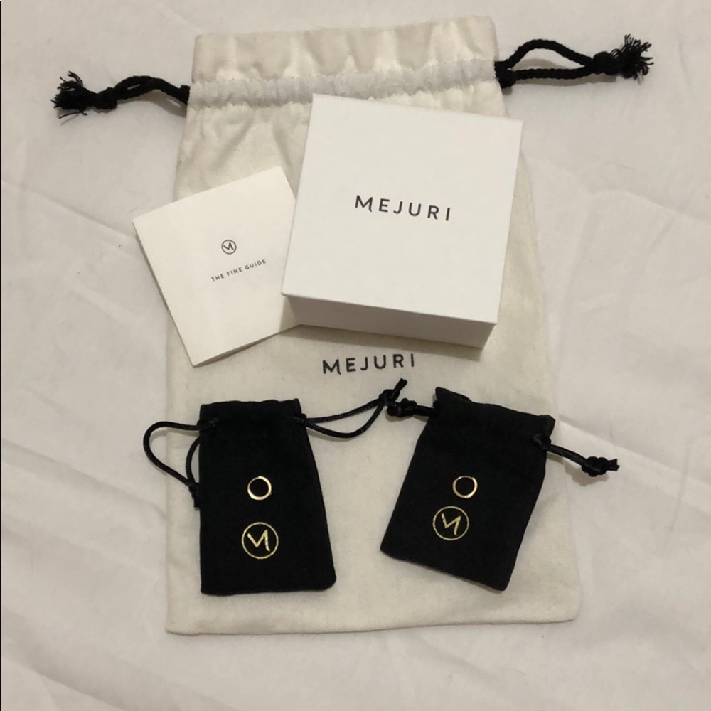 Mejuri 14k Gold Alloy huggie hoop earrings